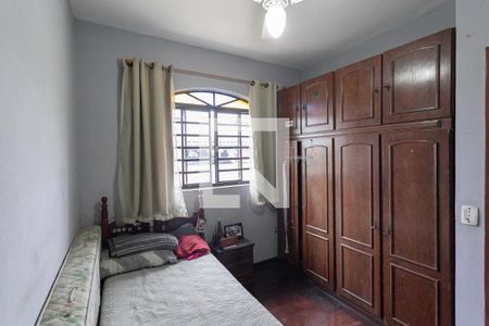 Quarto 1 de casa à venda com 3 quartos, 196m² em Vila Jardim Leblon, Belo Horizonte