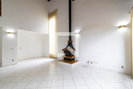 Casa para alugar com 4 quartos, 346m² em Jardim Botânico (sousas), Campinas