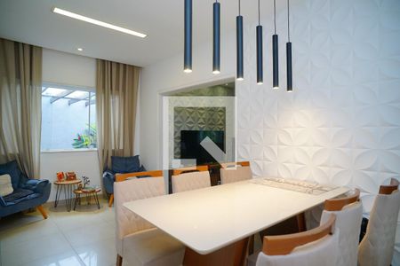 Sala de Jantar de casa à venda com 4 quartos, 181m² em Serra Grande, Niterói