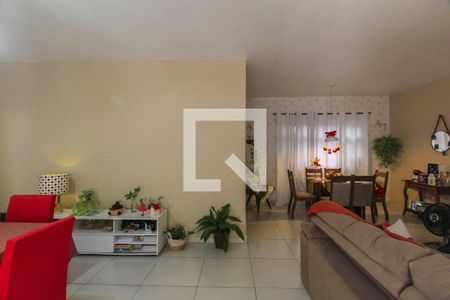 Sala de casa para alugar com 6 quartos, 500m² em Vila Ema, São Paulo