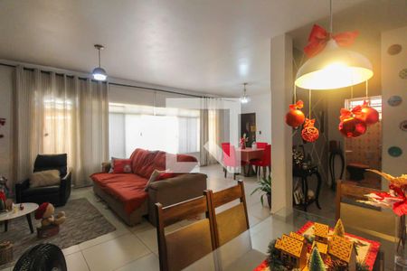 Sala de casa para alugar com 6 quartos, 500m² em Vila Ema, São Paulo