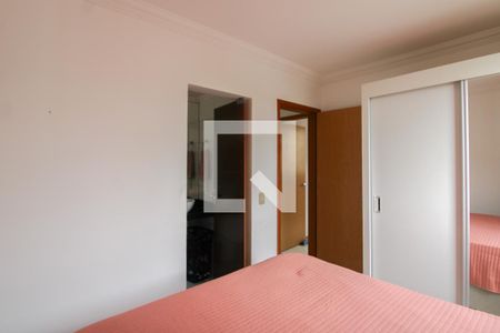 Suíte de apartamento para alugar com 3 quartos, 75m² em Planalto, Belo Horizonte