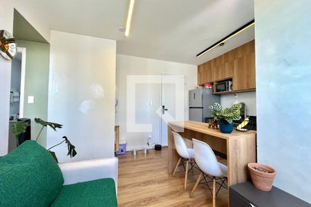Sala de apartamento à venda com 2 quartos, 37m² em Vila Mira, São Paulo