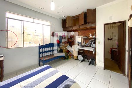 Suite 1 de casa à venda com 4 quartos, 224m² em Nova Floresta, Belo Horizonte