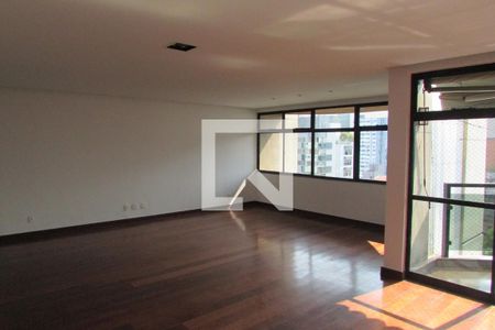 Apartamento para alugar com 4 quartos, 210m² em Funcionários, Belo Horizonte