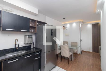 Cozinha e Área de Serviço de apartamento à venda com 2 quartos, 44m² em Vila Ede, São Paulo