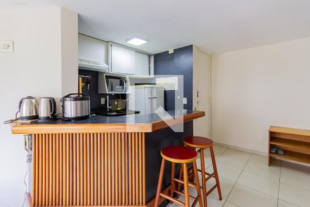 Sala/Cozinha de apartamento para alugar com 1 quarto, 49m² em Brooklin Novo, São Paulo