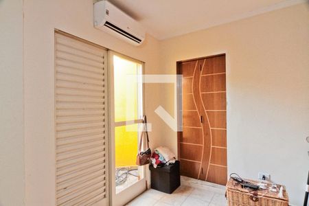 Casa para alugar com 3 quartos, 155m² em Jardim Monjolo, São Paulo