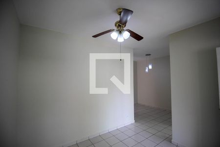 Casa de Condomínio para alugar com 3 quartos, 79m² em Além Ponte, Sorocaba