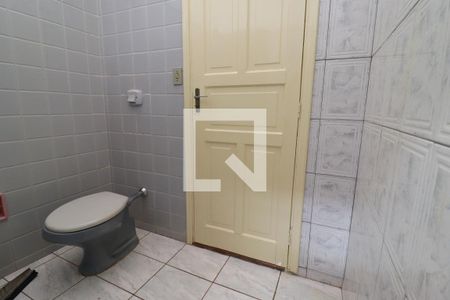 Banheiro de casa para alugar com 2 quartos, 10m² em Centro, Ribeirão Preto