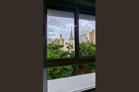 Quarto de apartamento para alugar com 2 quartos, 75m² em Funcionários, Belo Horizonte