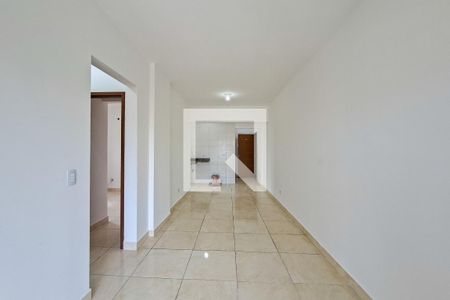Sala de apartamento para alugar com 2 quartos, 56m² em Nova Mirim, Praia Grande
