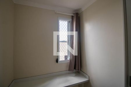 Quarto 2 de apartamento para alugar com 3 quartos, 50m² em Jardim Elizabete, Taboão da Serra