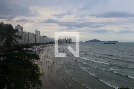 Vista de apartamento para alugar com 3 quartos, 137m² em Vila Alzira, Guarujá