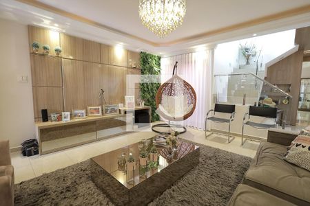 Sala de casa para alugar com 4 quartos, 335m² em Vila Sao Pedro, Santo André