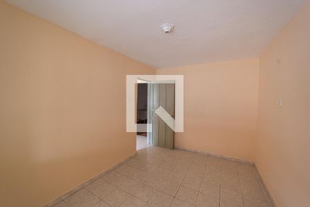 Casa à venda com 6 quartos, 260m² em Vila Paulistania, São Paulo