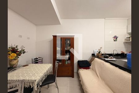 Sala de apartamento à venda com 2 quartos, 44m² em Vila Alice, Santo André
