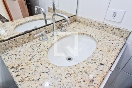 Apartamento para alugar com 3 quartos, 75m² em Vila Amélia, São Paulo