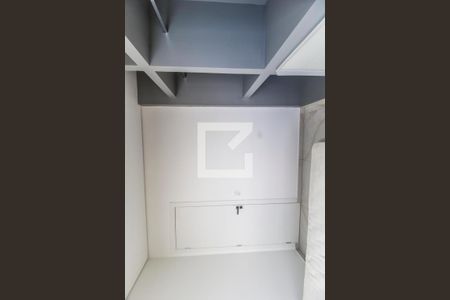 Quarto de kitnet/studio para alugar com 1 quarto, 34m² em Jardim Maria Helena, Barueri