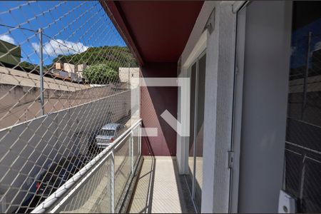 Quarto 1 de casa de condomínio para alugar com 2 quartos, 68m² em São Francisco Xavier, Rio de Janeiro