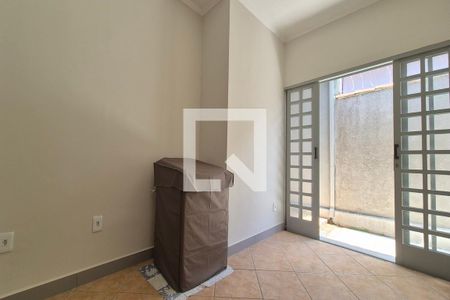 Escritório de casa à venda com 3 quartos, 240m² em Vila Mimosa, Campinas