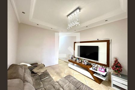 Sala 1 de casa à venda com 4 quartos, 240m² em Jardim Sao Francisco, Guarulhos