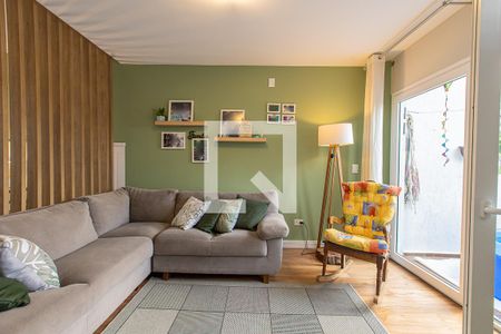 Sala de casa de condomínio para alugar com 3 quartos, 191m² em Santa Felicidade, Curitiba