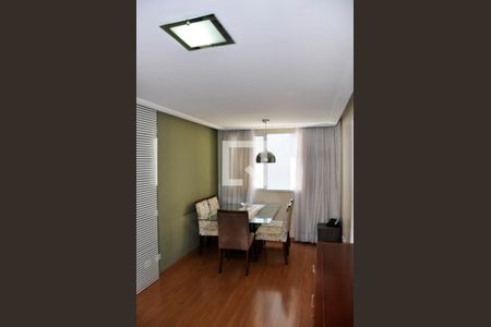 Detalhe - Sala e Sala de jantar de apartamento à venda com 3 quartos, 60m² em Vila Miriam, São Paulo