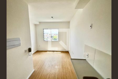Sala/Cozinha de apartamento à venda com 1 quarto, 17m² em Casa Verde Alta, São Paulo