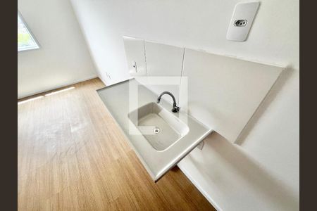 Sala/Cozinha de apartamento à venda com 1 quarto, 17m² em Casa Verde Alta, São Paulo
