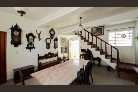 Casa à venda com 6 quartos, 350m² em Funcionários, Belo Horizonte