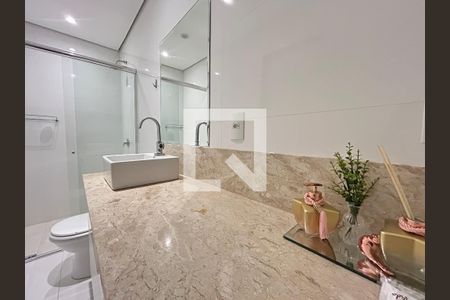 Banheiro de apartamento para alugar com 1 quarto, 48m² em Santo Antonio de Lisboa, Florianópolis