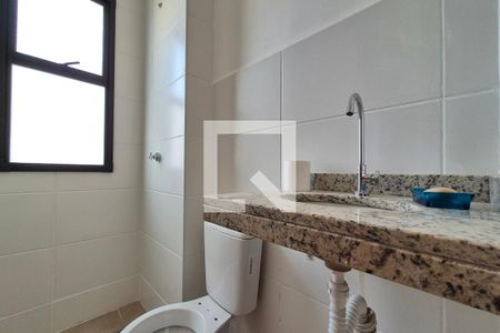 Banheiro de apartamento à venda com 2 quartos, 55m² em Jardim Itatiaia, Campinas