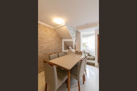 Sala de casa de condomínio à venda com 3 quartos, 74m² em Jardim Danfer, São Paulo