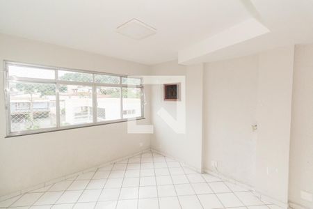 Quarto 1 de apartamento para alugar com 2 quartos, 127m² em Vila Valqueire, Rio de Janeiro