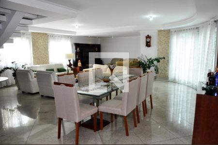 Sala de casa para alugar com 5 quartos, 534m² em City América, São Paulo