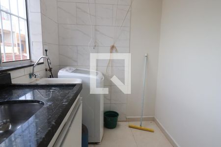 Cozinha de apartamento para alugar com 1 quarto, 40m² em Jardim Irajá, Ribeirão Preto
