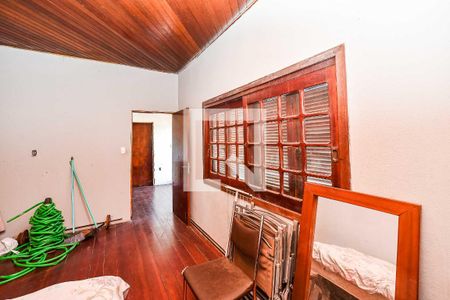 Quarto 1 de casa à venda com 3 quartos, 300m² em Santa Rosa de Lima, Porto Alegre