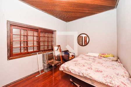 Quarto 1 de casa à venda com 3 quartos, 300m² em Santa Rosa de Lima, Porto Alegre