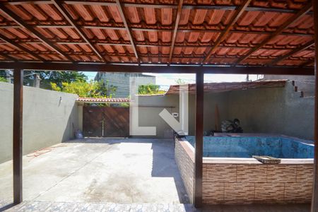 Casa para alugar com 3 quartos, 200m² em São Bernardo, Belford Roxo