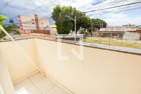 Varanda do Quarto 1 de apartamento para alugar com 2 quartos, 47m² em Santa Mônica, Uberlândia