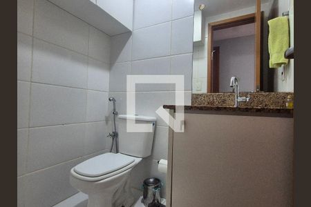 Lavabo de apartamento para alugar com 4 quartos, 109m² em Recreio dos Bandeirantes, Rio de Janeiro