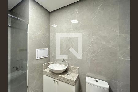 Banheiro de apartamento para alugar com 1 quarto, 29m² em Vila Primavera, São Paulo