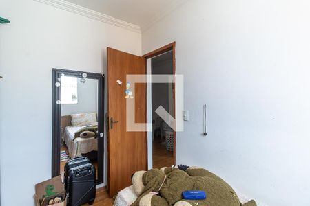 Quarto 2 de casa à venda com 2 quartos, 55m² em Piratininga, Belo Horizonte