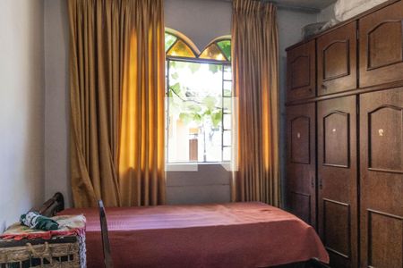 Quarto 1 de casa à venda com 3 quartos, 297m² em Nova Esperança, Belo Horizonte