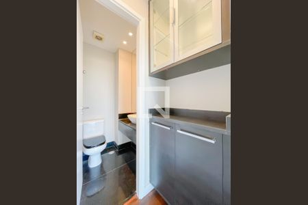 Lavabo de apartamento para alugar com 3 quartos, 125m² em Vila Yara, Osasco