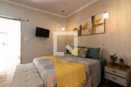 Casa à venda com 6 quartos, 300m² em Vila Buenos Aires, São Paulo