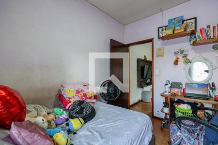 Quarto de casa à venda com 3 quartos, 117m² em Jardim Monte Alegre, Taboão da Serra