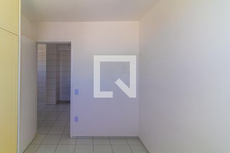 Quarto 1 de apartamento para alugar com 2 quartos, 53m² em Parque São Lourenço, São Paulo