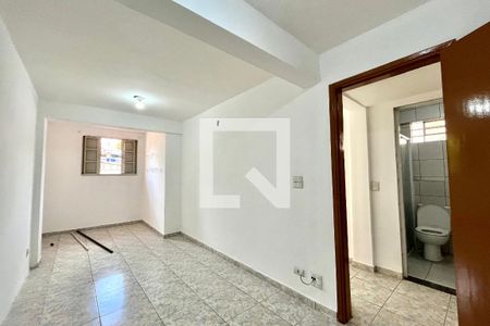Quarto 1 de casa à venda com 5 quartos, 300m² em Jardim Oriental, São Paulo